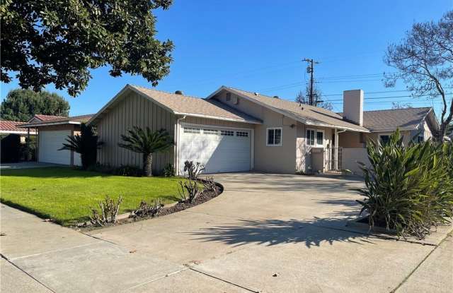 10140 Live Oak Avenue photos photos