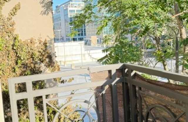 2 Bedroom Condo In SLC for Rent - Furnished Gallery 4