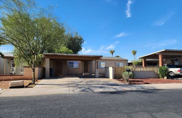2 bedroom 2 bath home in Villa De Paz golf community photos photos