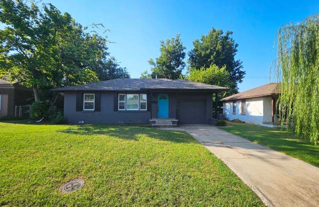 Beautiful 2 bed/1bath in the Village photos photos