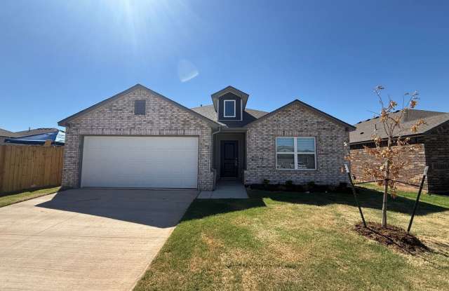 Brand New 3 Bedroom 2 Bathroom Home in Mustang Schools photos photos Brand New 3 Bedroom 2 Bathroom Home in Mustang Schools photos photos
