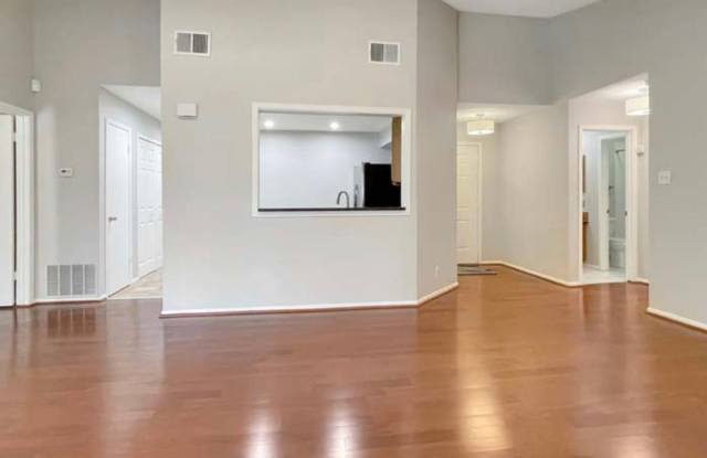Spacious 2/2 Condominium Ready for move-in - 11520 Huebner Road, San Antonio, TX 78230