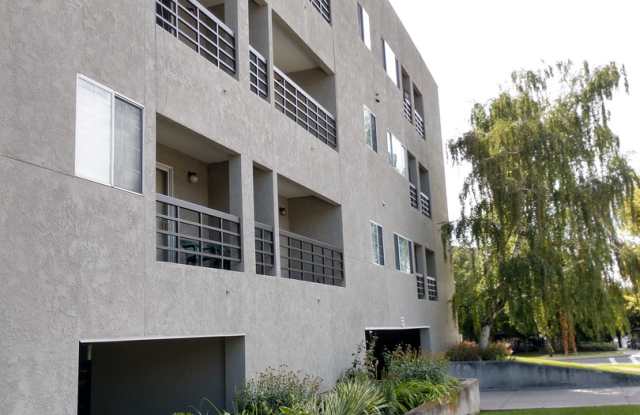 Downtown Deluxe 2 bd Penthouse! Views! NO HIDDEN FEES! photos photos Downtown Deluxe 2 bd Penthouse! Views! NO HIDDEN FEES! photos photos