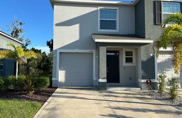 Centrally located 3/2.5 Townhome, Gated, Garage, and Versatility photos photos