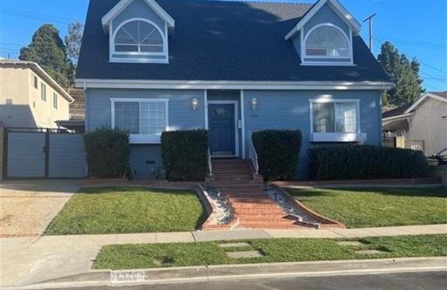 1370 W 26th Street photos photos