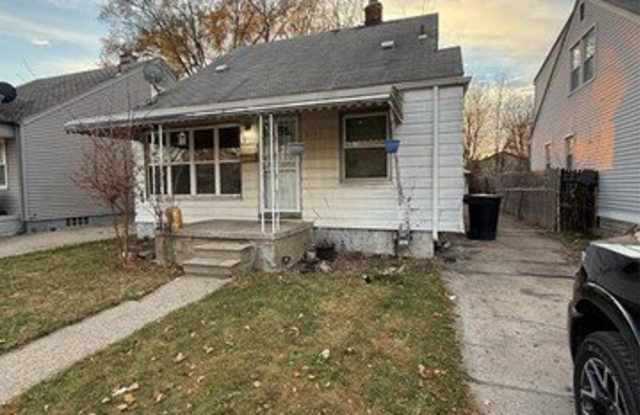 5723 GREENVIEW N photos photos