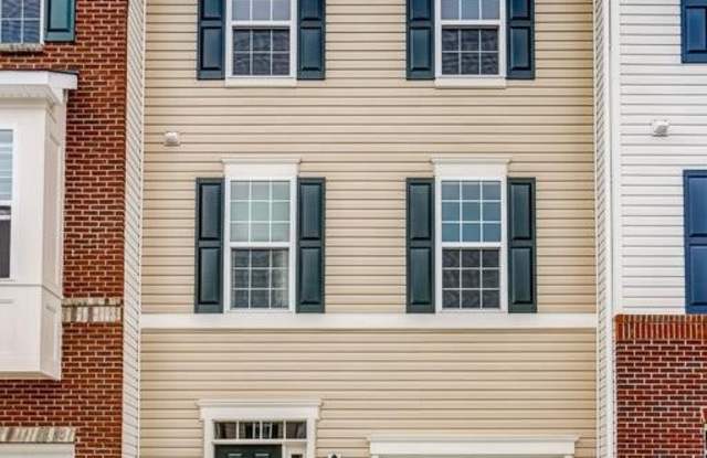 8537 GOLDEN EAGLE LN - 8537 Golden Eagle Lane, Severn, MD 21144