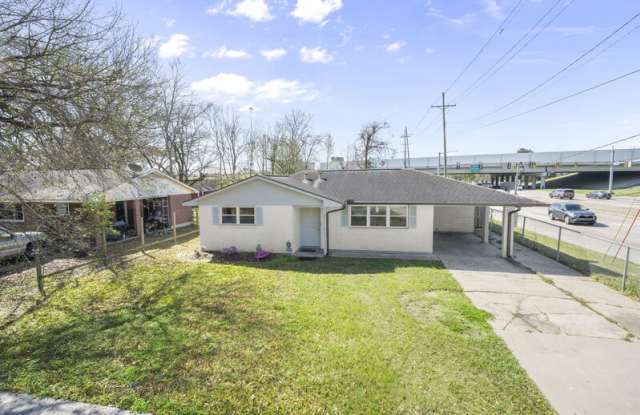 8120 North Essen Heights Court Gallery 2
