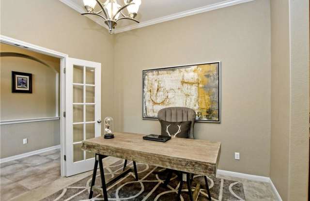 5021 Pyrenees Pass Gallery 4