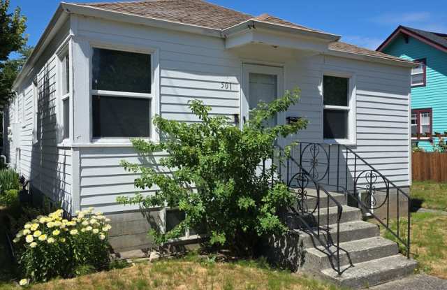 Charming Renton duplex - 2 bedroom and 1 bathroom rambler - $1695.00 Available NOW! photos photos Charming Renton duplex - 2 bedroom and 1 bathroom rambler - $1695.00 Available NOW! photos photos