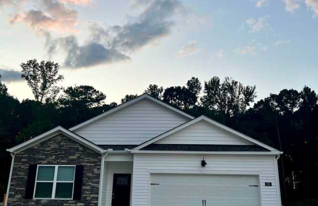 Charming 4BR Modern Home in Sanford Gallery 4