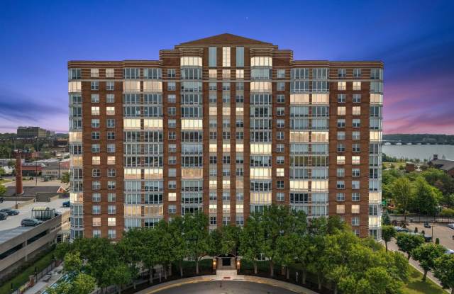 250 E Harbortown unit: 1102 photos photos