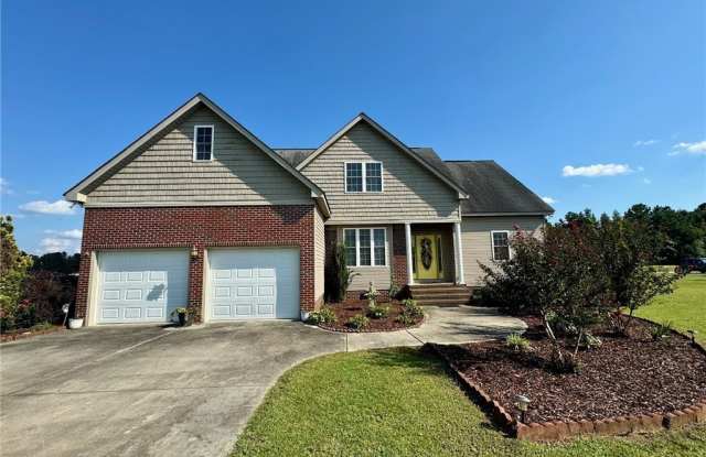 243 Trace Lane - 243 Trace Lane, Robeson County, NC 28372