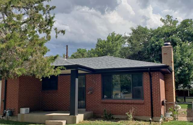 13796 E 25th Ave photos photos