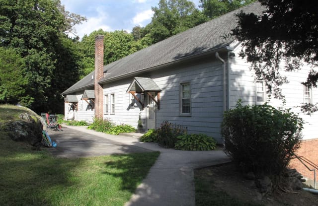 14 OLD GLENHAM RD - 14 Old Glenham Road, Dutchess County, NY 12508