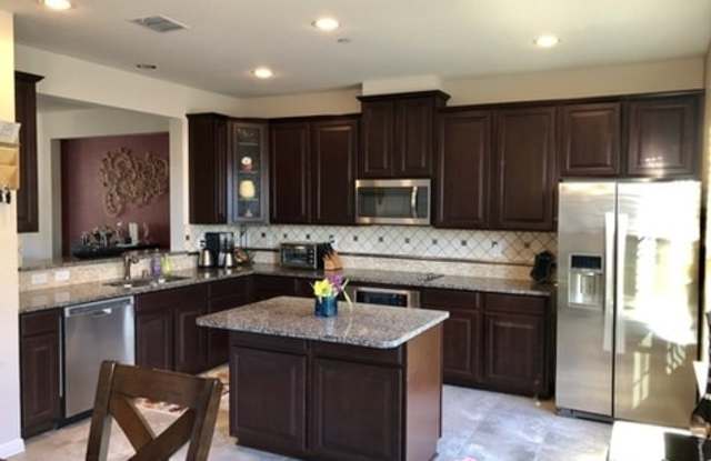 3934 Amberwood Drive Gallery 2