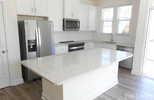 1566 Cedar Tree Drive Gallery 4