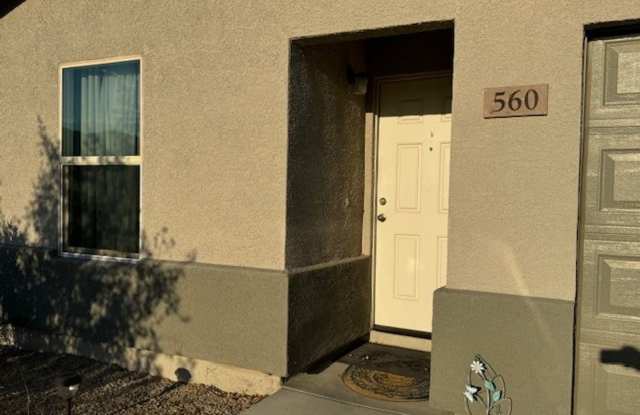 3BR 2BA Home 1 BLOCK FROM COLORADO RIVER-NEW Neighborhood-"RIVERS EDGE" Gallery 3