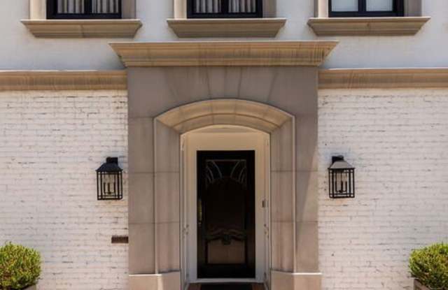 908 N Rexford Dr Gallery 2