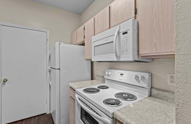 Fountains of Burleson Apartments Gallery 4