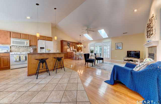 46 Samuel Lane unit: 46 photos photos