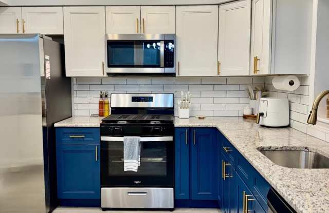 70303 DELAIRE LANDING ROAD photos photos