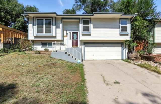 2706 North Chestnut Street photos photos
