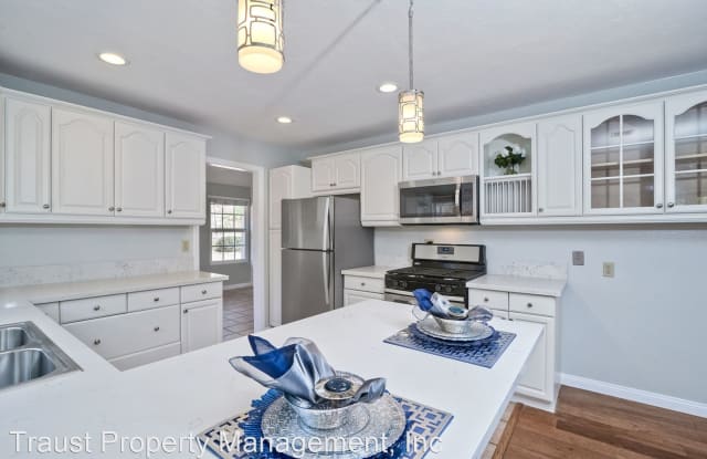 1641 Boulder Creek Rd - 1641 Boulder Creek Road, Oceanside, CA 92056