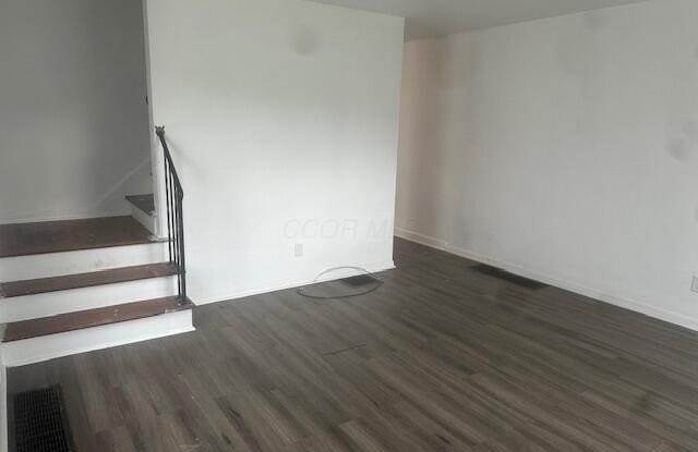 456 S Napoleon Avenue - 456 South Napoleon Avenue, Columbus, OH 43213 456 S Napoleon Avenue - 456 South Napoleon Avenue, Columbus, OH 43213