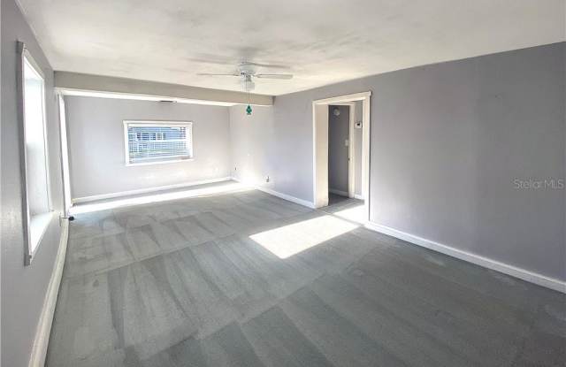 2720 61ST AVENUE N Gallery 2