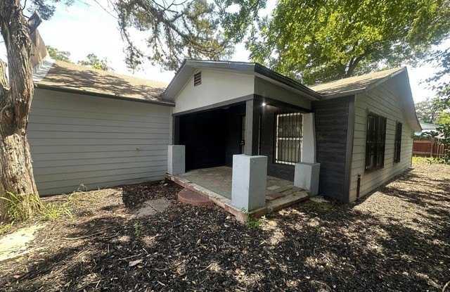902 san eduardo photos photos