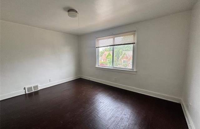 15785 Pinehurst Street Gallery 2