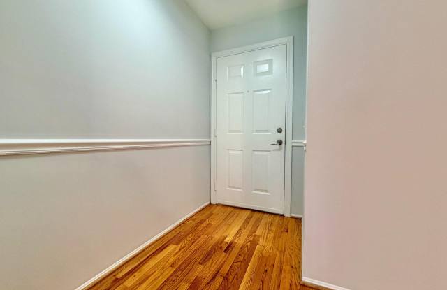 109 FORT EVANS Road SE Gallery 3