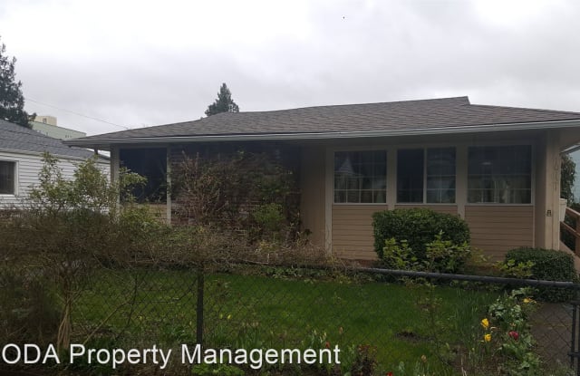 10123 NE 186TH ST - 10123 Northeast 186th Street, Bothell, WA 98011