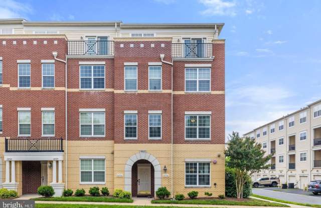 22728 FERNCREST TERRACE Gallery 2
