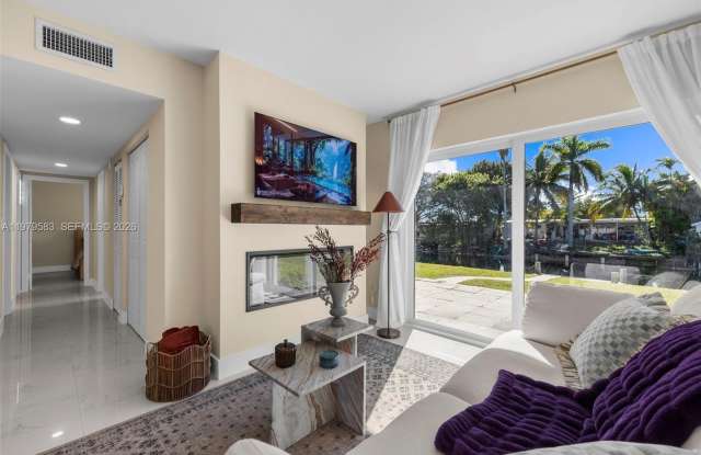 10750 SW 43rd Ln photos photos