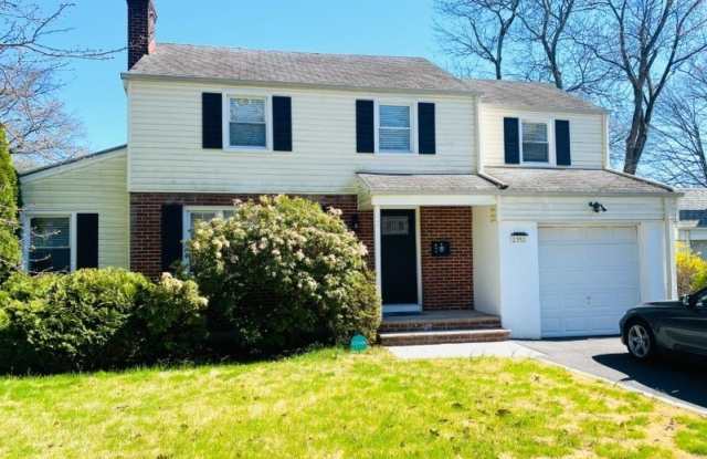 2352 Mountain Ave photos photos