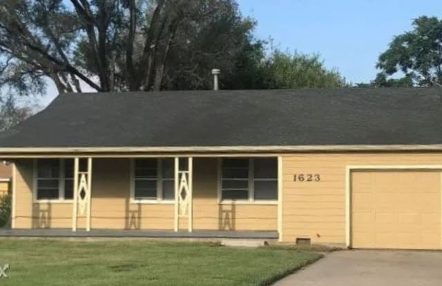 1623 North Meridian Avenue - 1623 North Meridian Avenue, Wichita, KS 67203