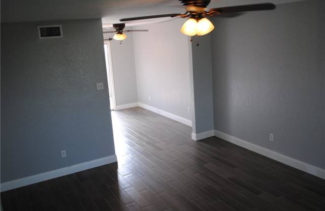 4005 D ACUSHNET Gallery 3