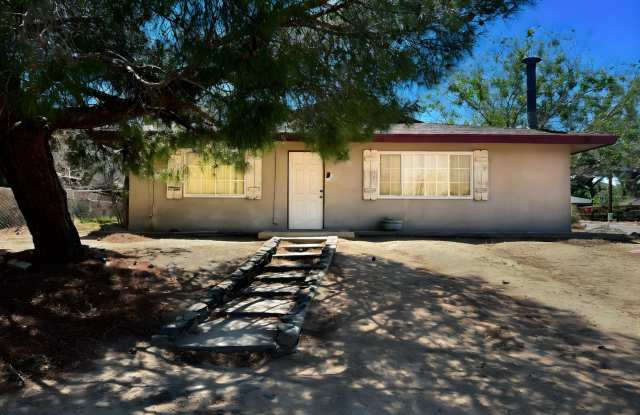 55555 Pueblo Trail, Yucca Valley, California, 92284 Charming 2-Bedroom Rental on a Spacious Corner Lot - 55555 Pueblo Trail, Yucca Valley, CA 92284 55555 Pueblo Trail, Yucca Valley, California, 92284 Charming 2-Bedroom Rental on a Spacious Corner Lot - 55555 Pueblo Trail, Yucca Valley, CA 92284