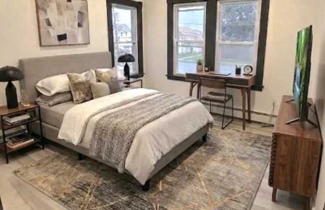 651 Montgomery St photos photos