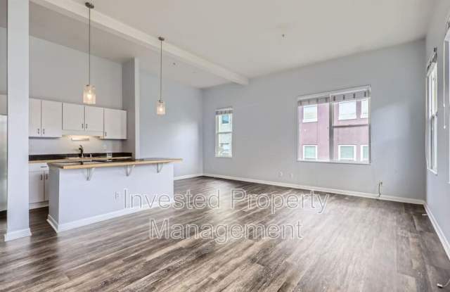 2501 15th St photos photos