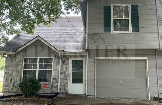 1039 Dean Dr, Grain Valley, MO 64029 -3 bd/1.5 Grain Valley Townhome/ Duplex- Rent $1525 photos photos