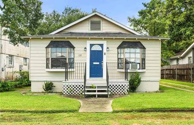 130 Crislaur Avenue - 2 photos photos