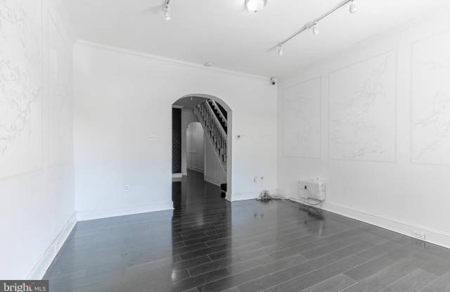 1208 PENNSYLVANIA AVE SE Gallery 3