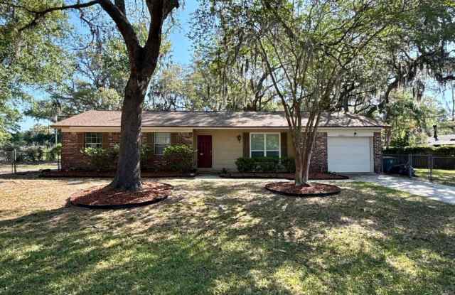 Mandarin Beautiful Corner Property! photos photos