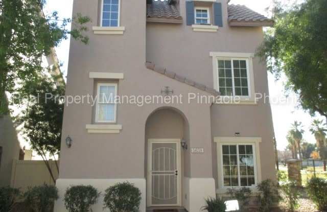 5638 South 21st Place - 5638 South 21st Place, Phoenix, AZ 85040