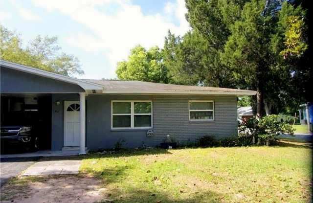 711 Emery Street - 711 Emery Street, Inverness, FL 34450