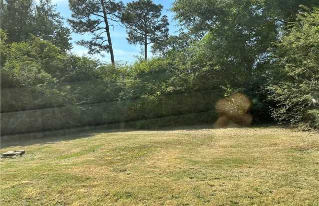 5914 Rustlewood Drive Gallery 2