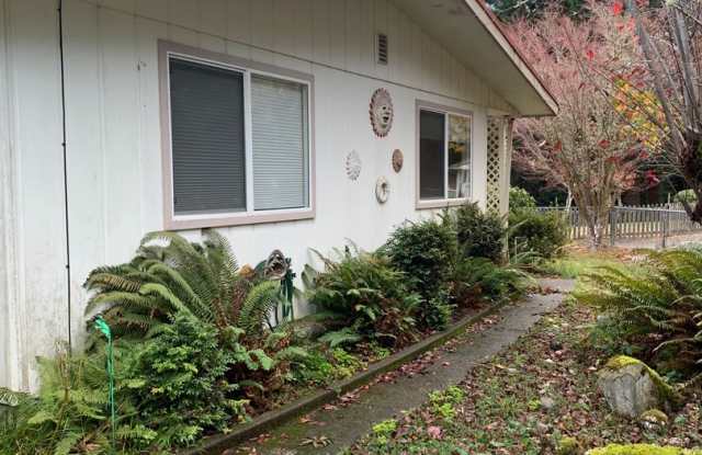 Peaceful Country Living – Beautiful 2 Bed, 2 Bath Home with Large Deck Gallery 4